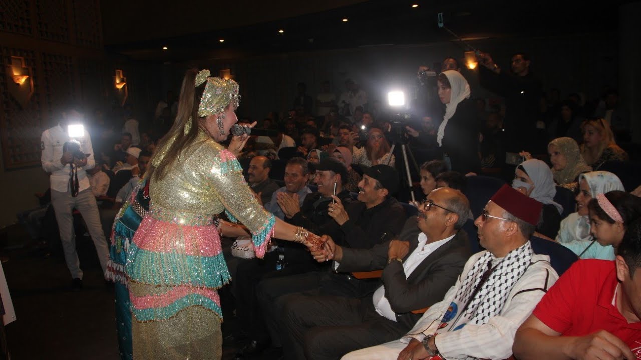 الفنانة المحبوبة فاطمة تمراكشيت تلهب الحضور ماشاء الله  #lhoussine_lgnawi