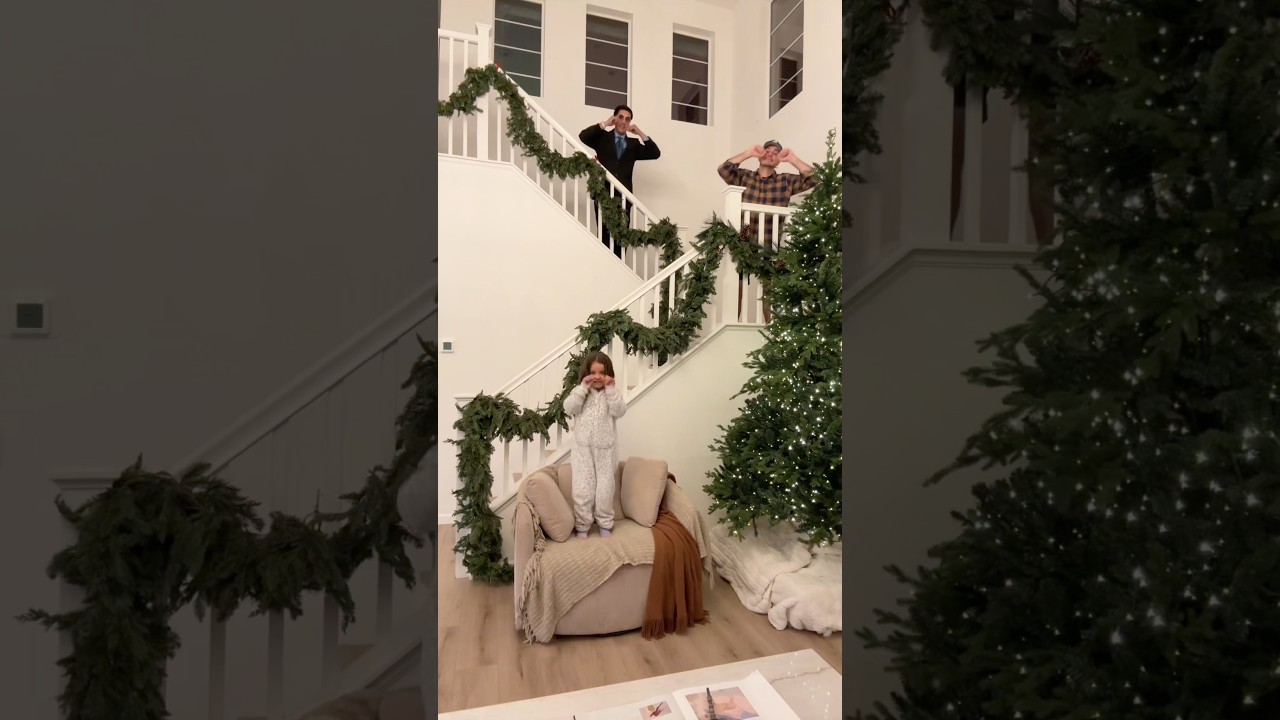 Семейное развлечение #семья #смешное #смешноевидео #домашнийдекор #Рождество #Рождественскийдекор...