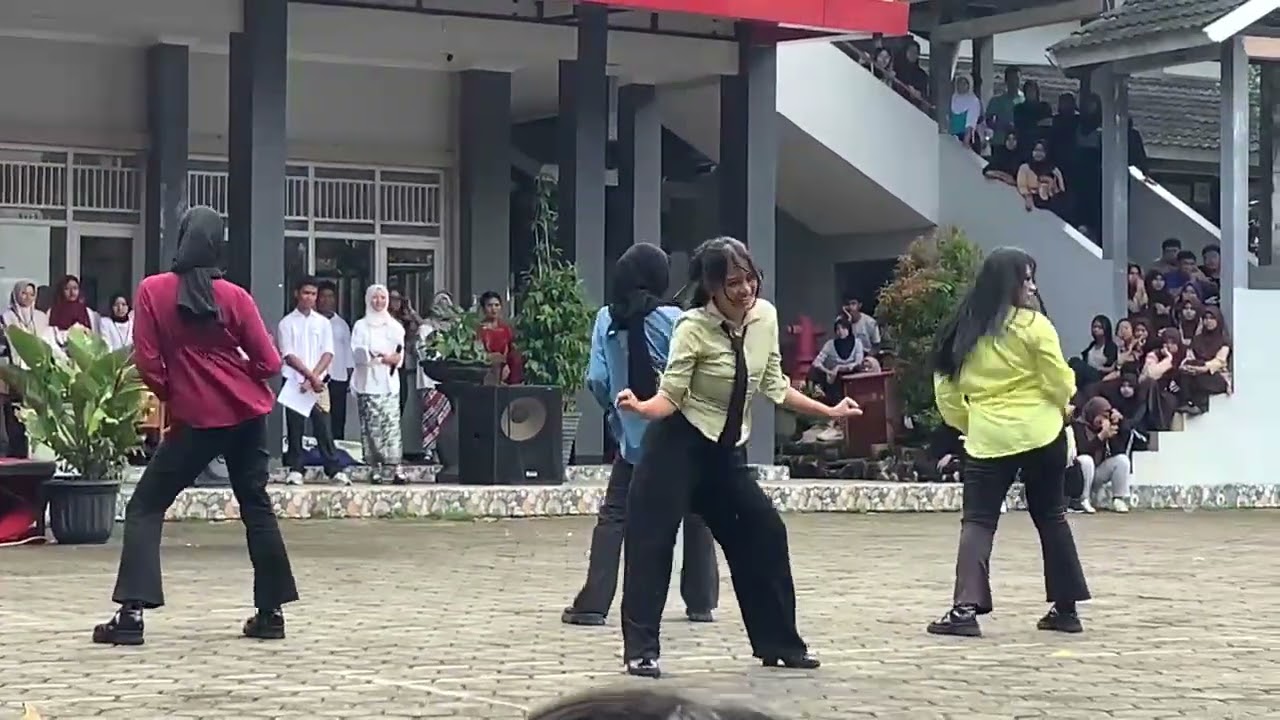NEXT LEVEL - AESPA [DANCE COVER AT SCHOOL] | by : HYPERSTELLAR | CLASMEET 2024 | 📍SMKN 11 SEMARANG