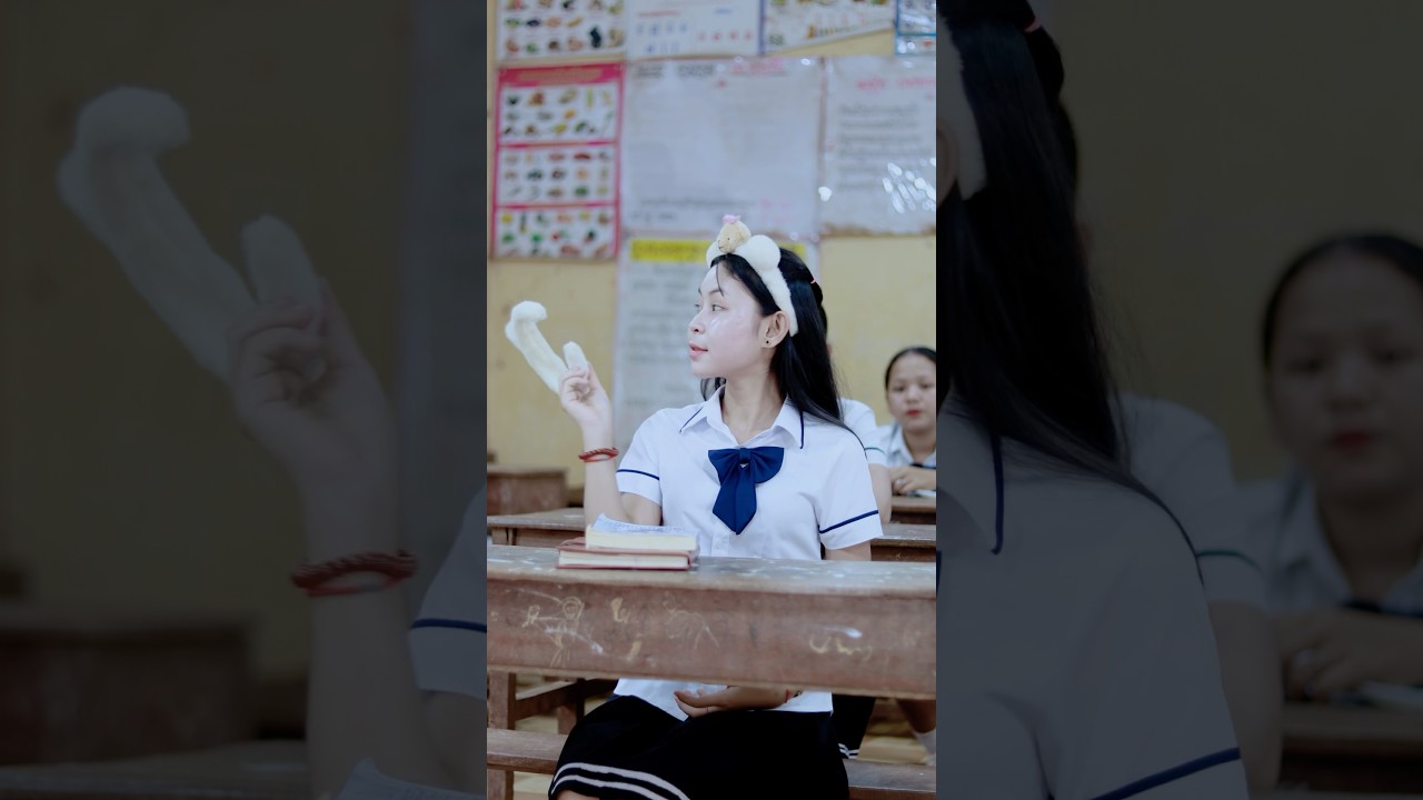 New Student, New Problems! 😲📚 #seavhor #schooldrama #viralvideo