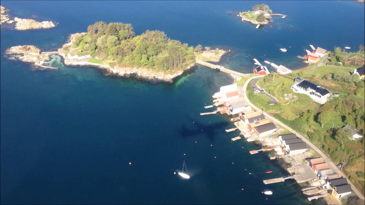 Awesome beauty while landing at Bergen airport...
