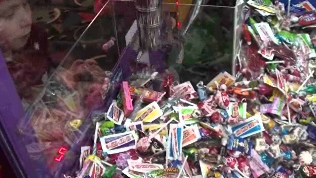 #20 WINNING at the claw machine!