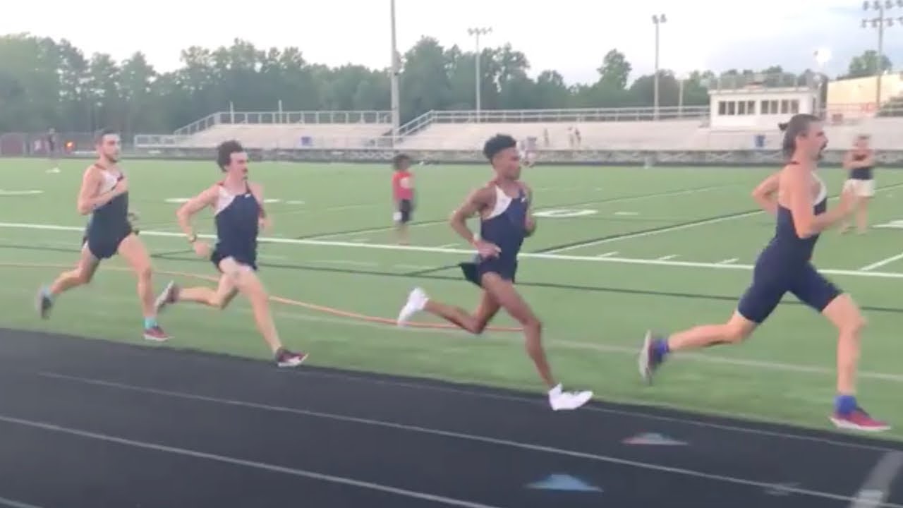 Justyn Knight Sub-4 In Reebok Mile Time Trial