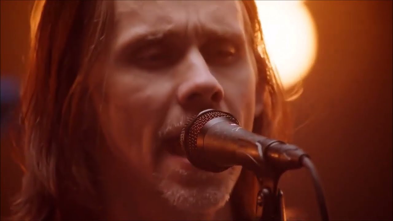 Slash feat. Myles Kennedy - Anastasia