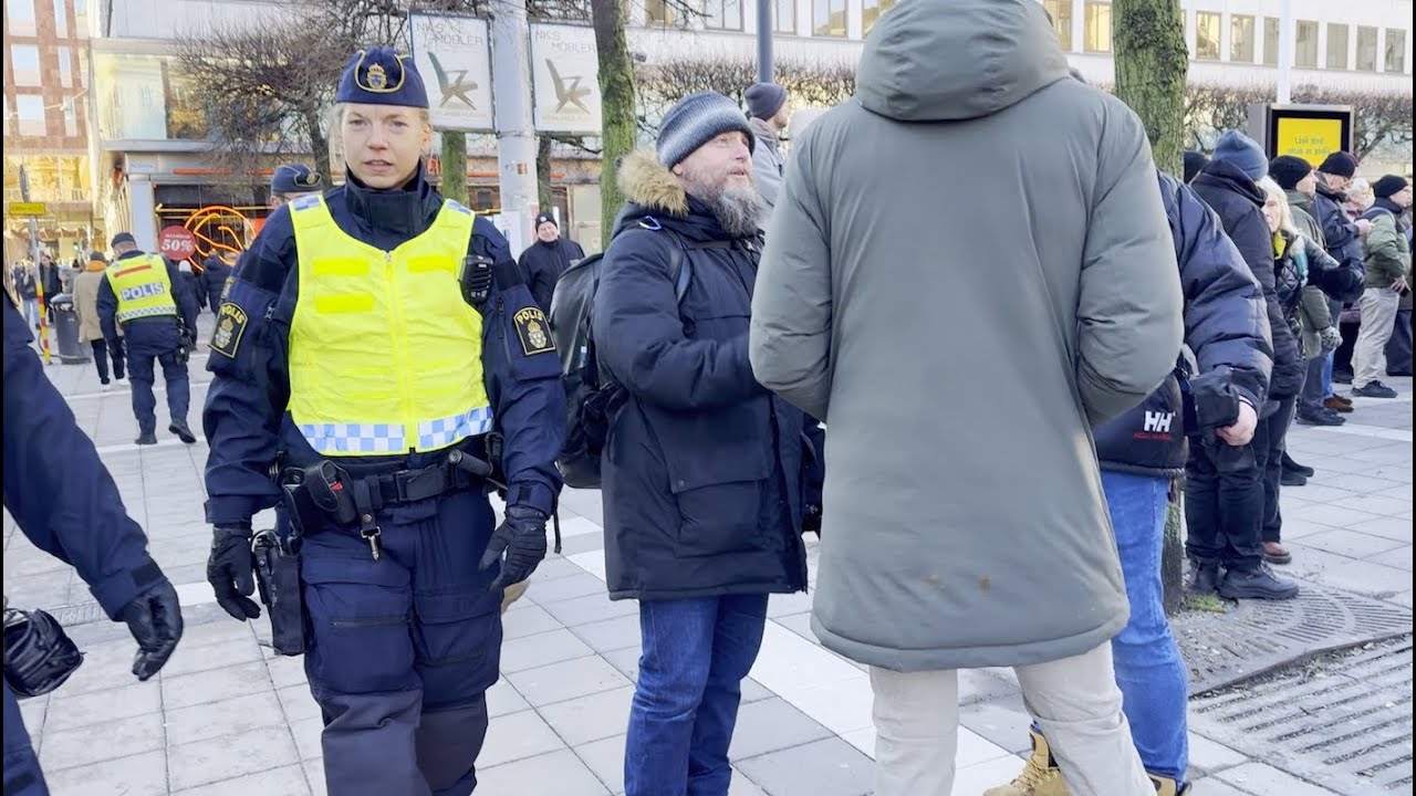 Demonstrationer, motaktioner, polispådrag och tumult i Stockholm city