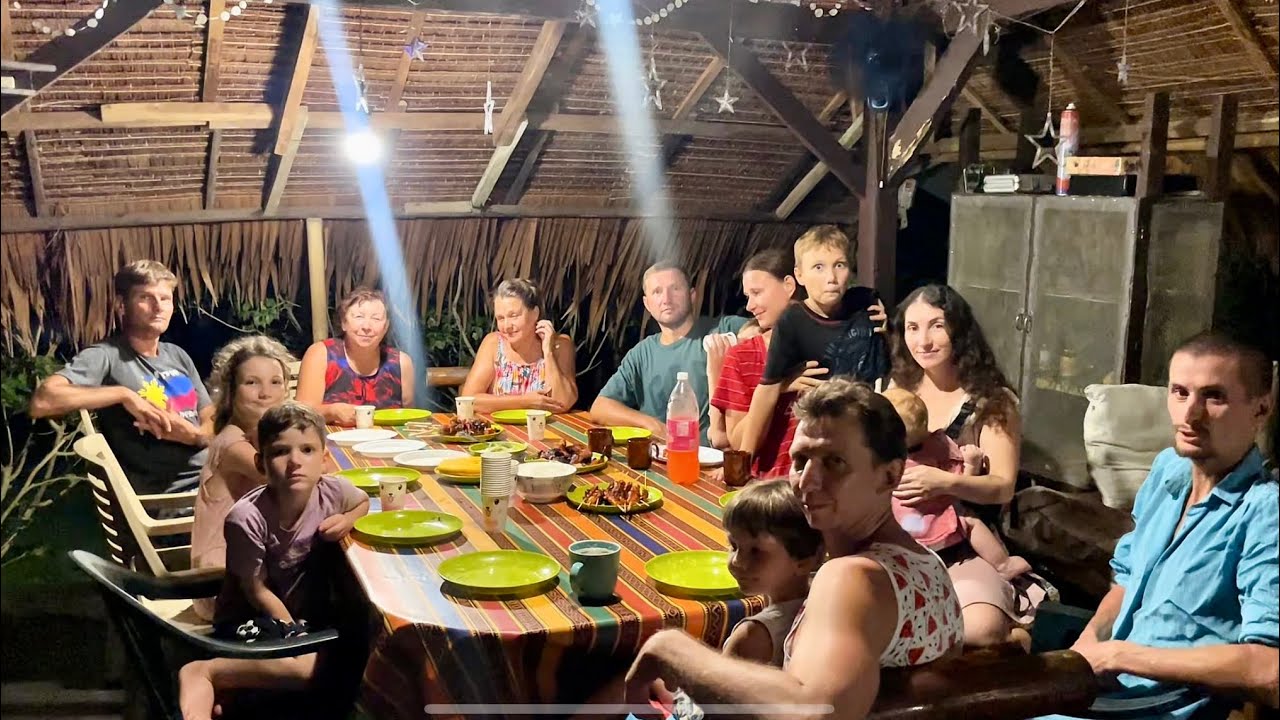 FILIPINO BBQ IS THE BEST IN THE WORLD! WE ALL LOVE IT!