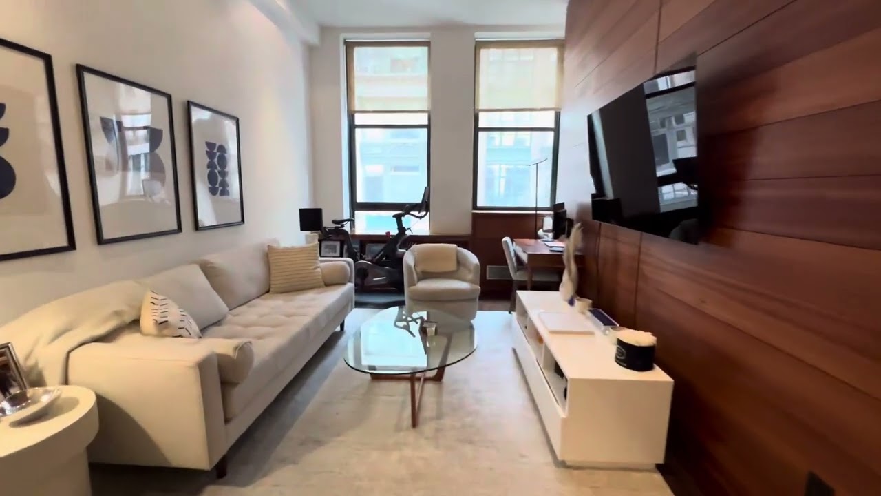 35 East 10th street 2B