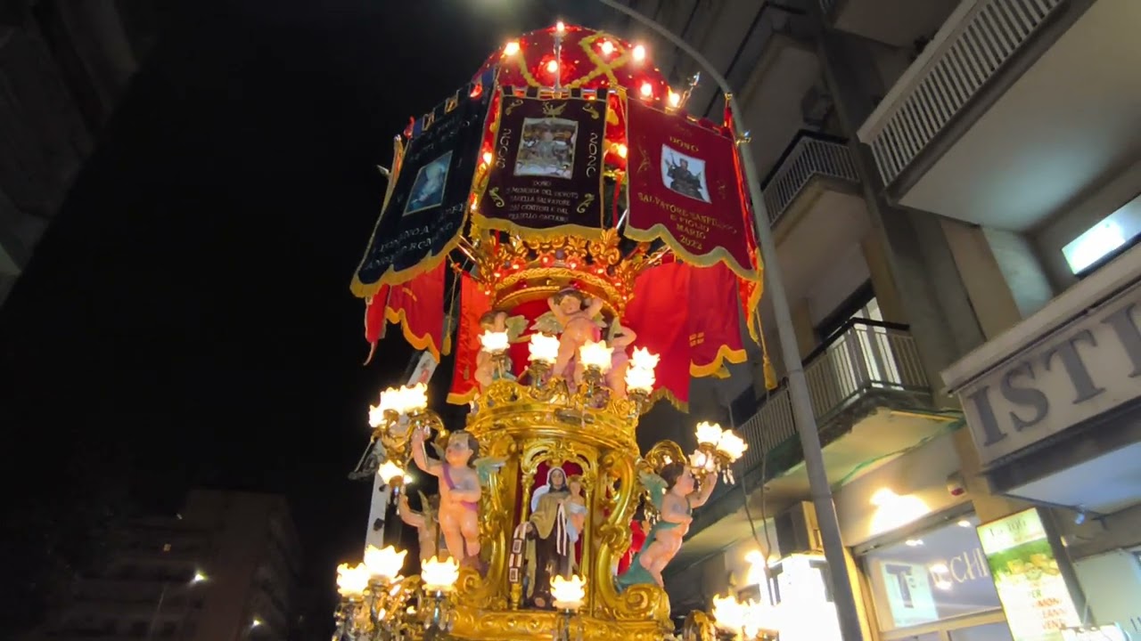 Svelata Mazzetto Cereo Macellai