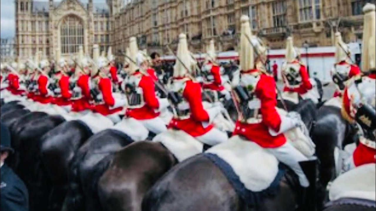 King’s Guards England  is live