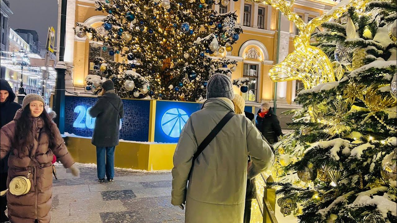 [4K] 25th DECEMBER IN MOSCOW, Christmas in Russia, walking in the center of Moscow - PART ONE