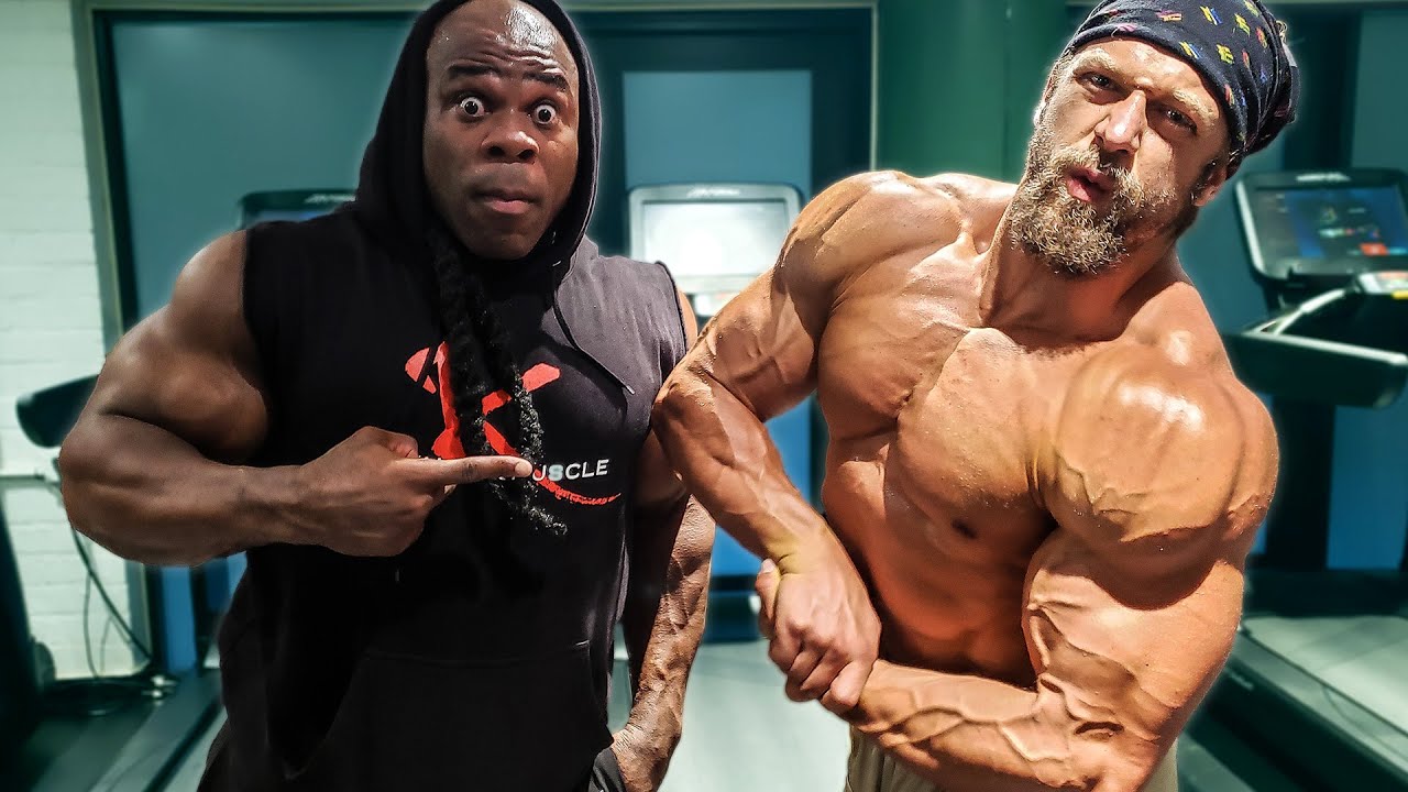 Kai Greene Critiques Jujimufu Bodybuilder Posing