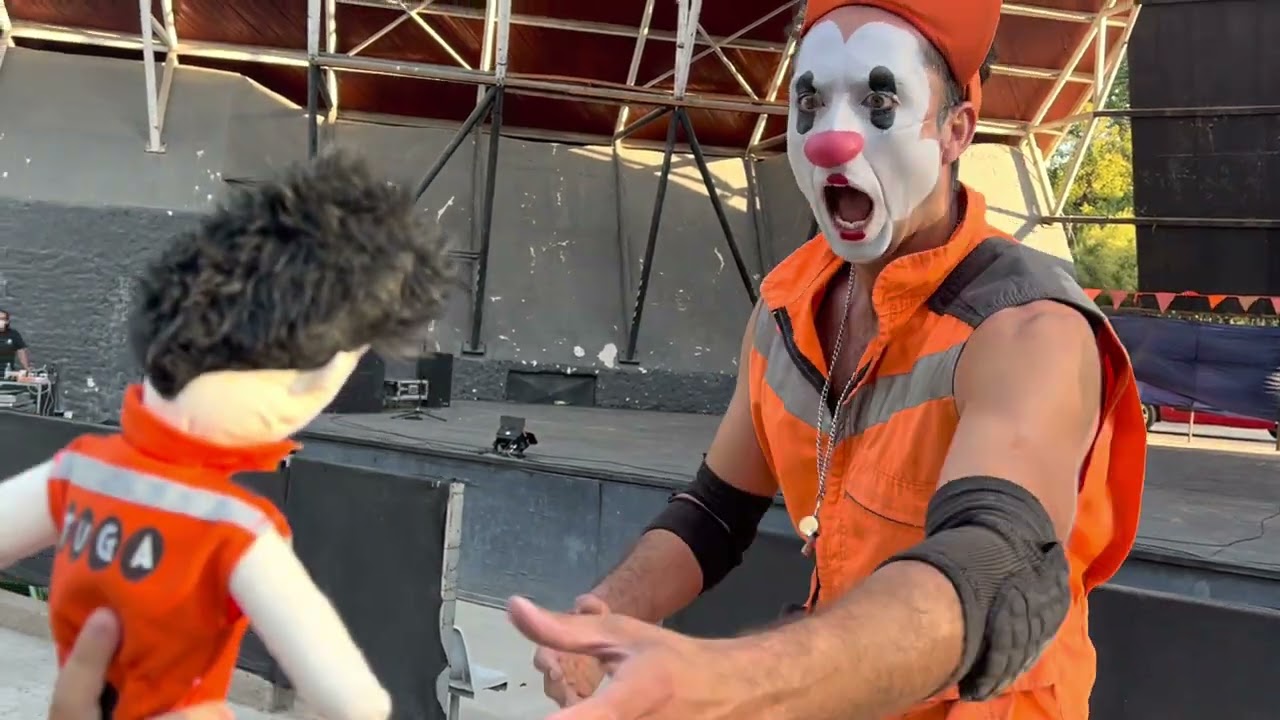 Mimo Tuga enero 2022 con el PORE en pudahuel Santiago de Chile The clown