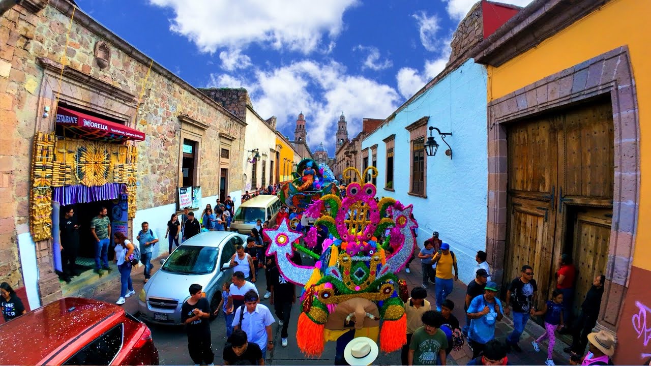 TORITOS de PETATE en Morelia Michoacán/ así se vive esta tradición!!