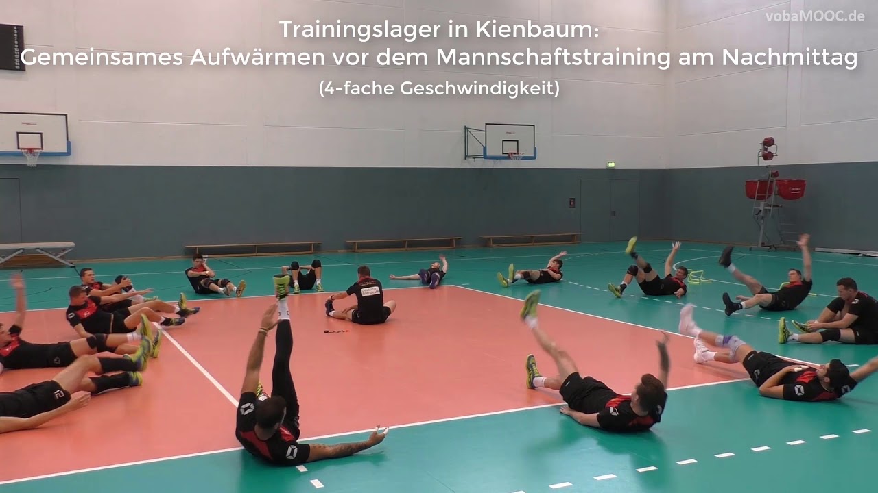 Gemeinsames Aufwärmen im Mannschaftstraining - Andrea Giani