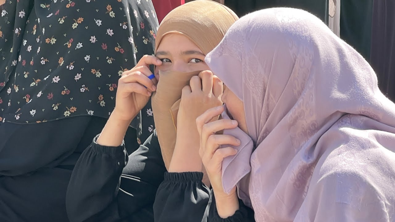 Жалал Абадда жүзүн жаап жүргөндөргө карата рейд өттү