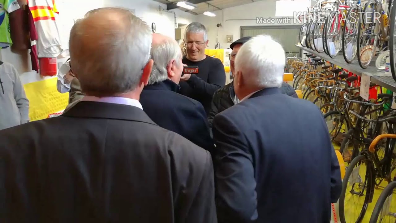 Raymond Poulidor a fêté ses 82 ans à Cambo avec d'anciens champions cyclistes.
