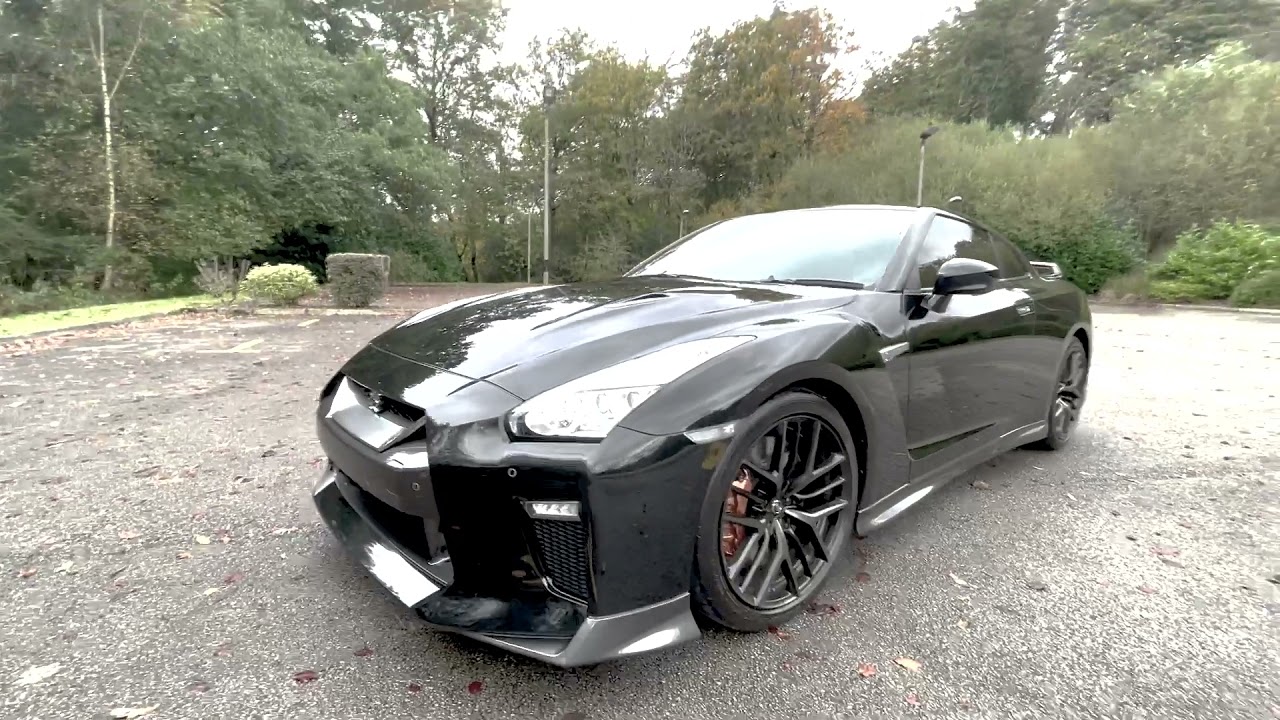 Nissan GT-R R35 Recaro 2019 - Interior and Exterior - The Supercar Killer Part 1
