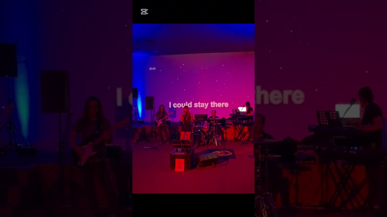 Set fire to the rain- Kelly- Paradisus playa del carmen karaoke night- Feb 06th 2026