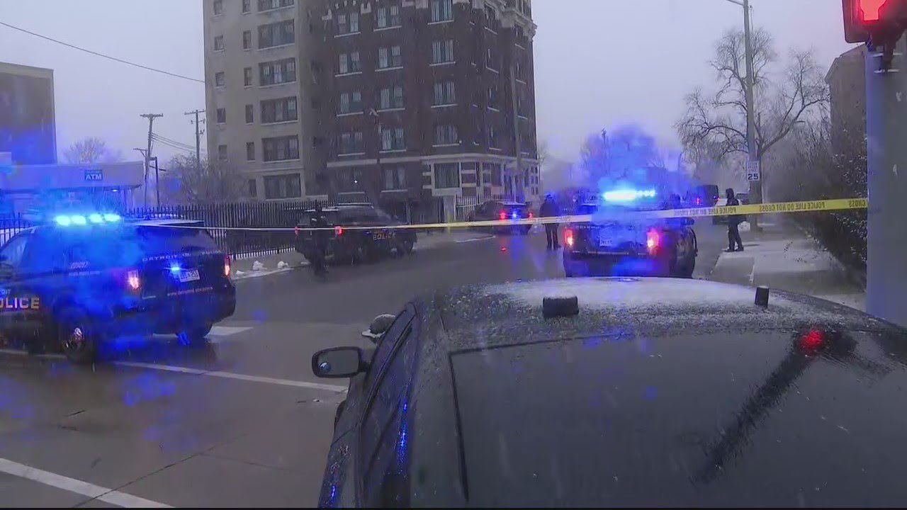 Detroit police kill suspect wanted in murder of wife and her teen daughter