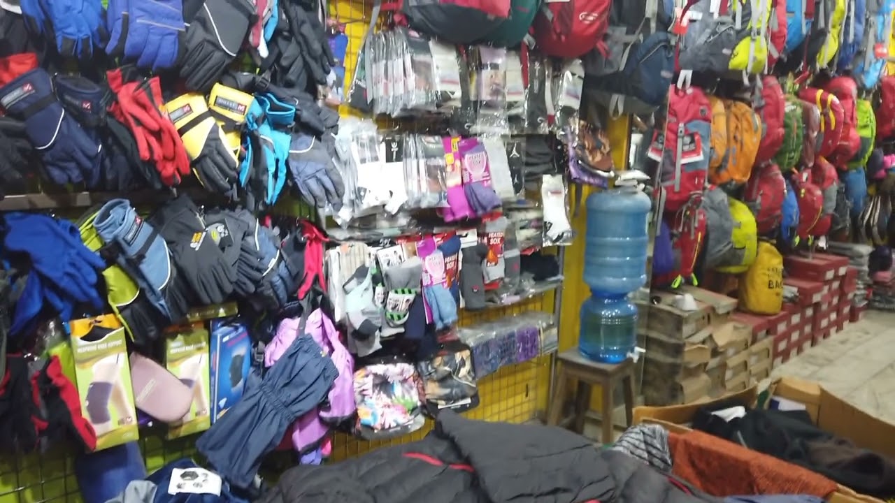 Buying Fake North Face Jacket at Thamel Kathmandu vlog