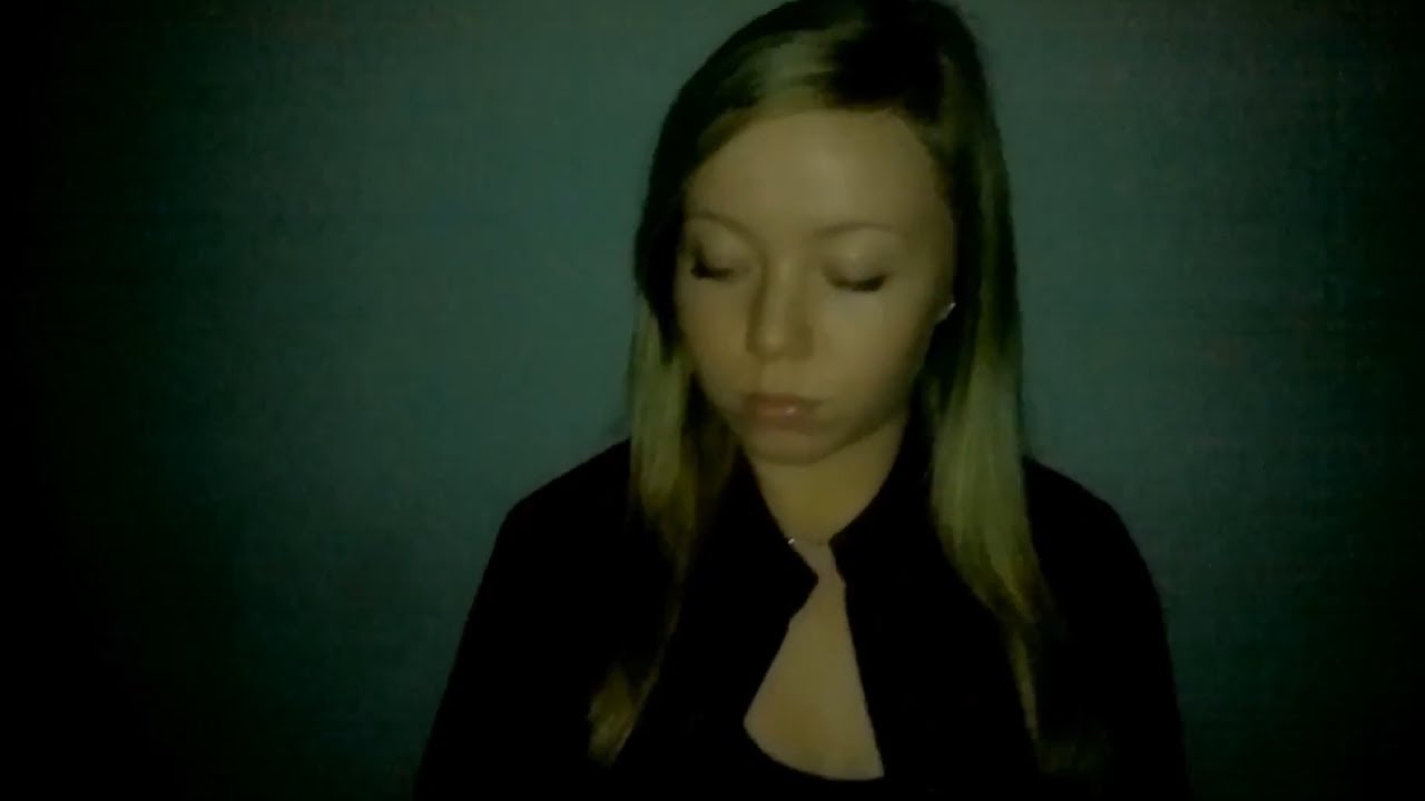 Rihanna - Diamonds Cover by Laris Diam