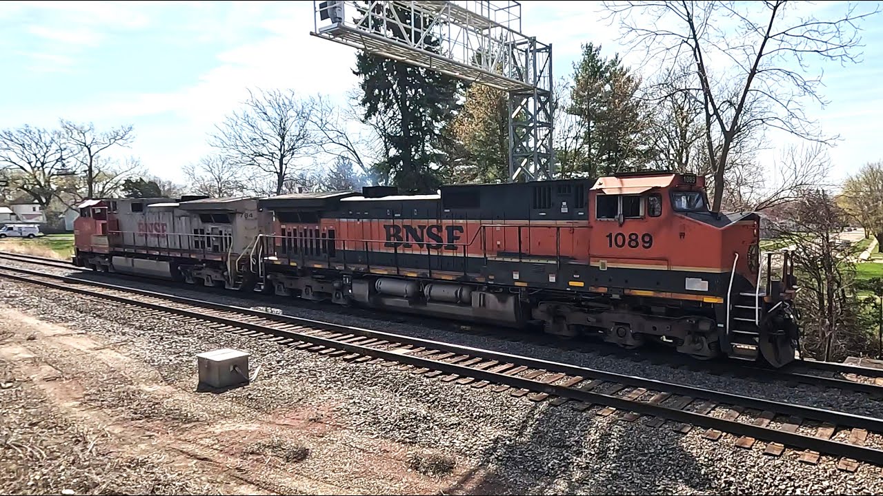 Mendota, IL & Rochelle, IL! Visit 2 Web Cam Locations! Amtrak, BNSF & UP! GP 40s, SD 70m's & Dash 9s