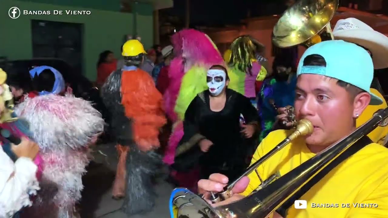 Banda Corazón Guadalupano desde las calles de Tenango de Doria (El Campesino)