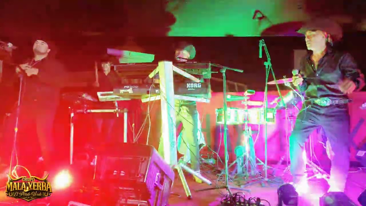 La Santa/La Diabla (Cover) - Grupo Mala Yerba 