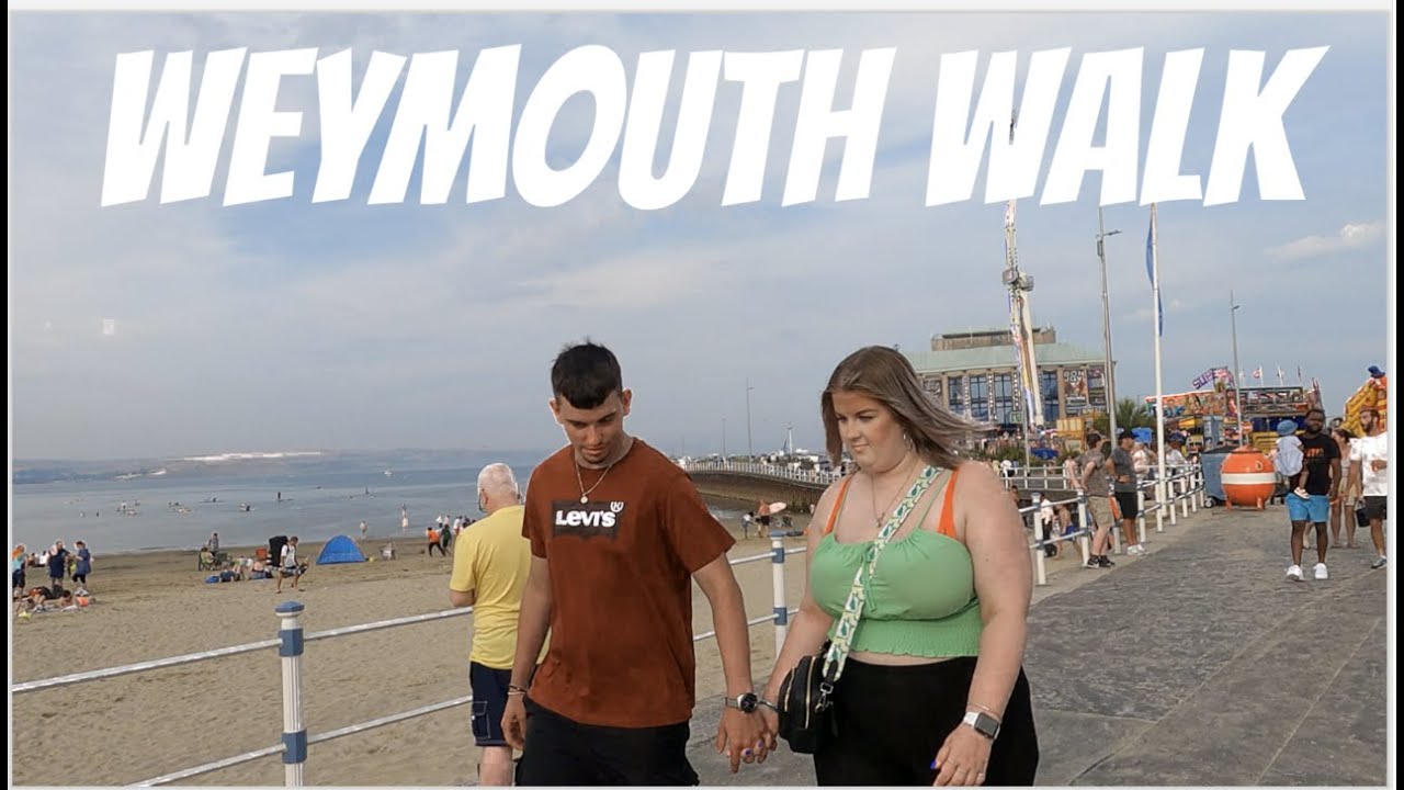 Weymouth,UK 🇬🇧 Beach Walk, Hire Beach Huts, Where To Park Your Car! How It Look Like in 2022
