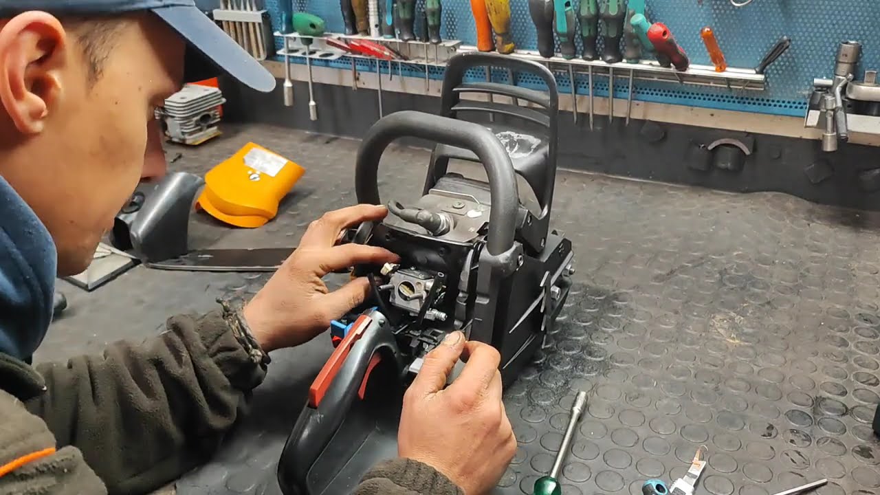 OTRA MOTOSIERRA QUE ARRANCA Y SE AHOGA...... PUES VAMOS A VER QUE SUCEDE???