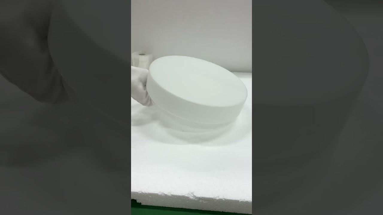 the  replacement  lampshade