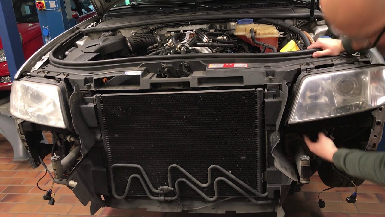 Lindenberg schraubt: Lichtmaschine am Audi A6 4B tauschen.