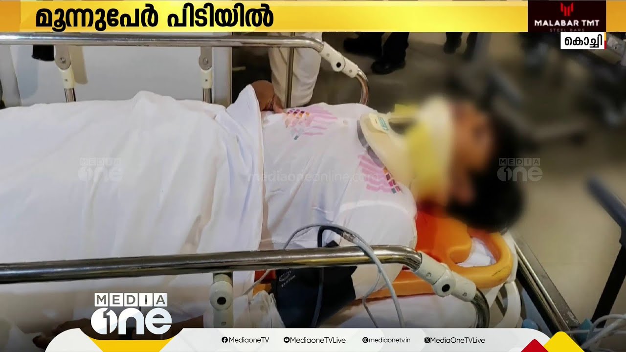 പറവൂർ മൂത്തകുന്നം എസ് എൻ എം ഹയർ സെക്കൻഡറി സ്കൂളിൽ വിദ്യാർഥികൾ തമ്മിൽ കയ്യാങ്കളി