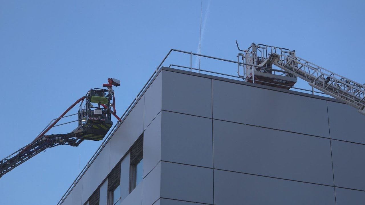 Adliswil ZH: Feuer in Spritzkabine