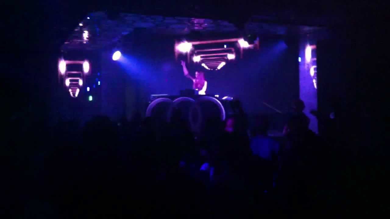 dj tina  at SAILOR club HA LONG 7-2013