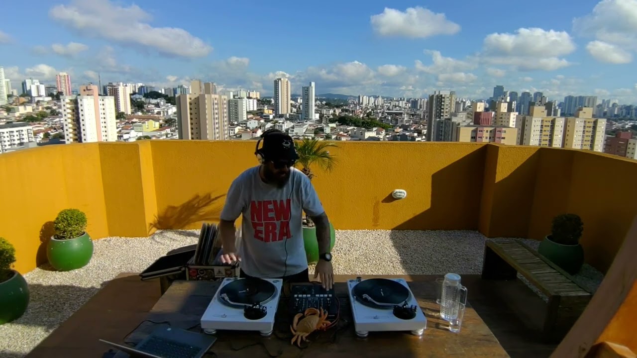 DJ MARKERA - BRAZILIAN ROOFTOP HIP-HOP