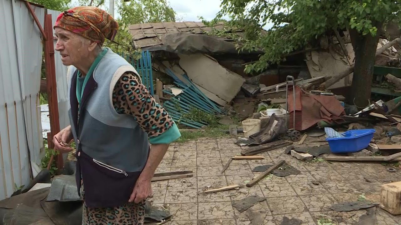 Ukraine shelling survivor counts her blessings after narrow shelling escape | AFP