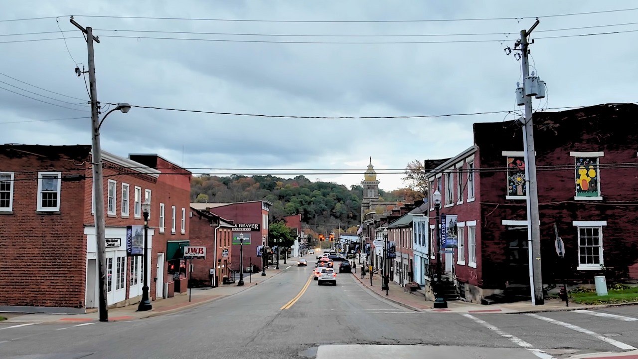 Lisbon Ohio | Exploring A Rust Belt Town in Autumn