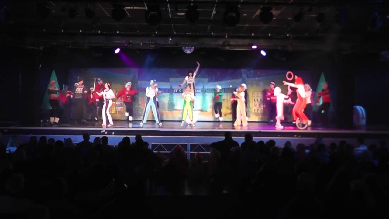 Magic of Christmas Butlins Minehead 2015 FULL SHOW Centre Stage Skyline Gang Redcoats Viva