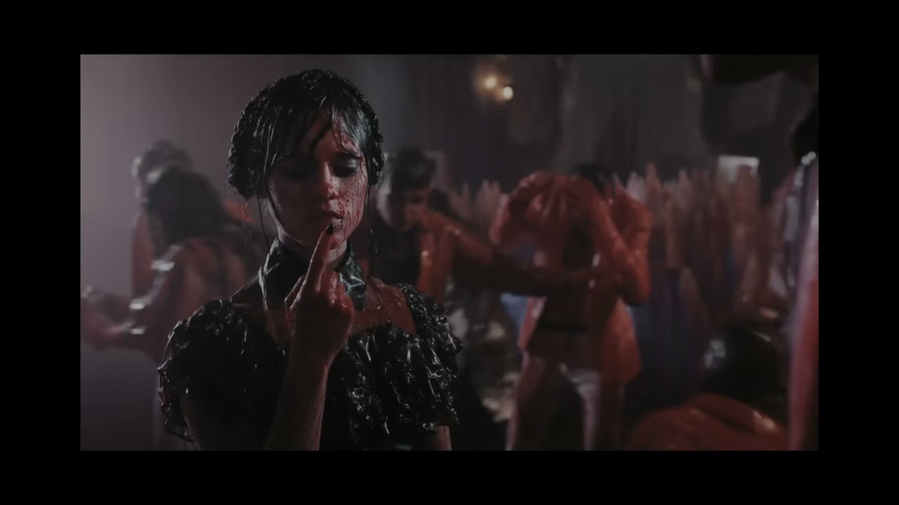 bloody mary by lady gaga but you're still dancing