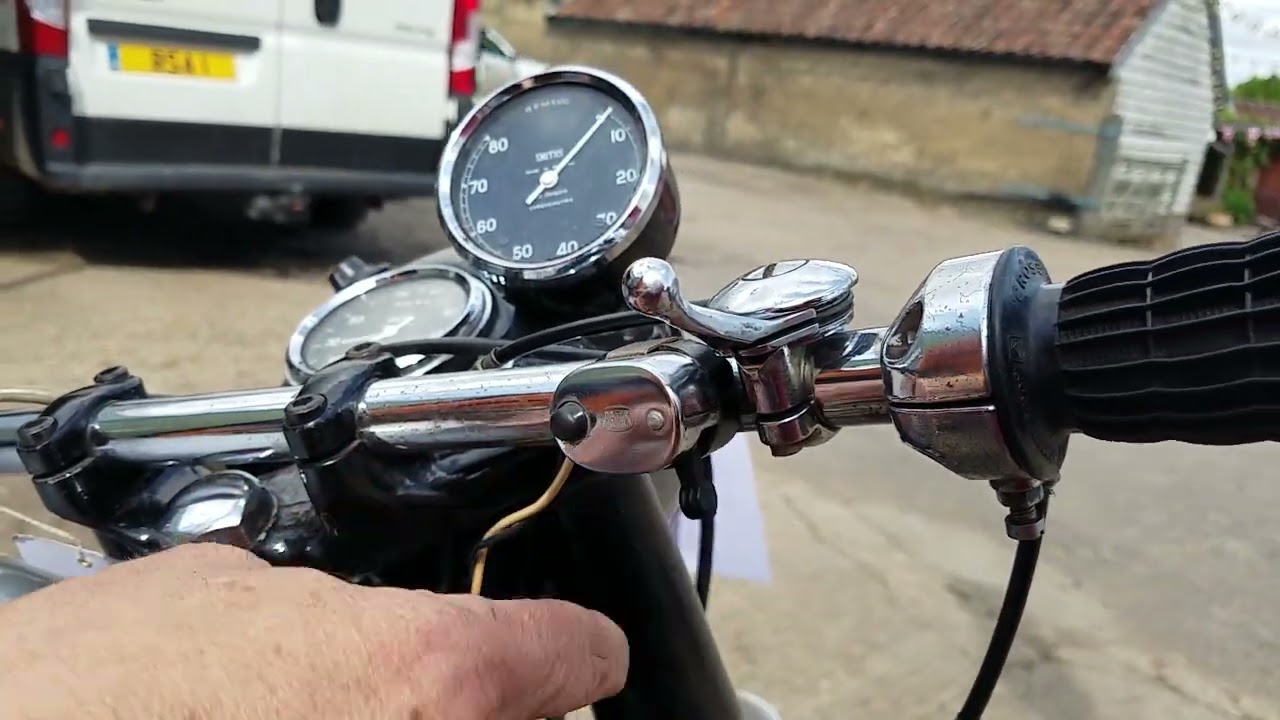 1965 Norton 650ss 650cc at Andy Tiernans #08470NRT