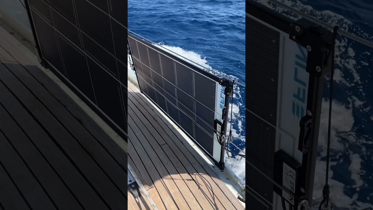 Solar for the Railing - Set up in just 2 minutes! 🔋  #boatlife #solarsystem #solarenergy