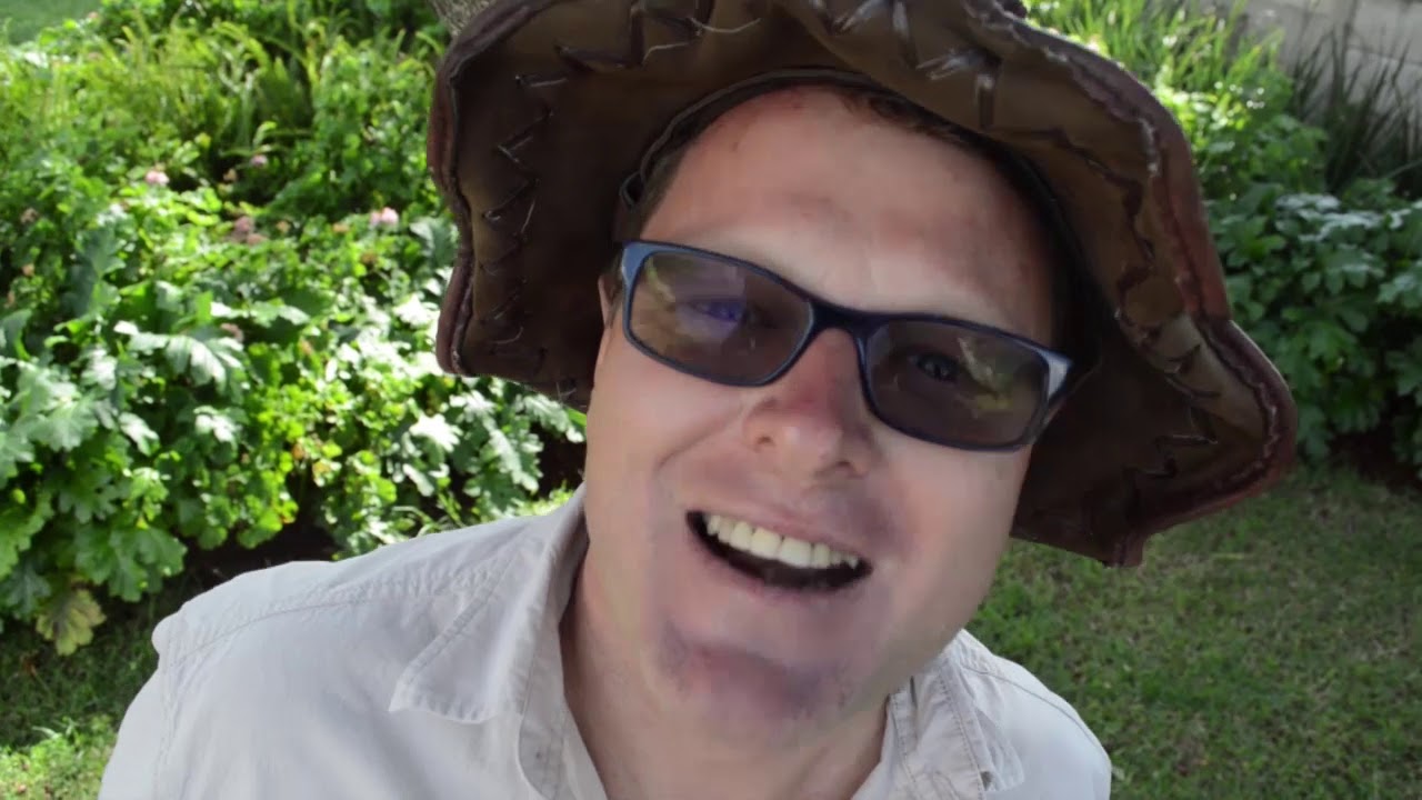 BRAAIBROODJIES, SMEER HOM HANS DROMMEDAARIS MUSIEK VIDEO