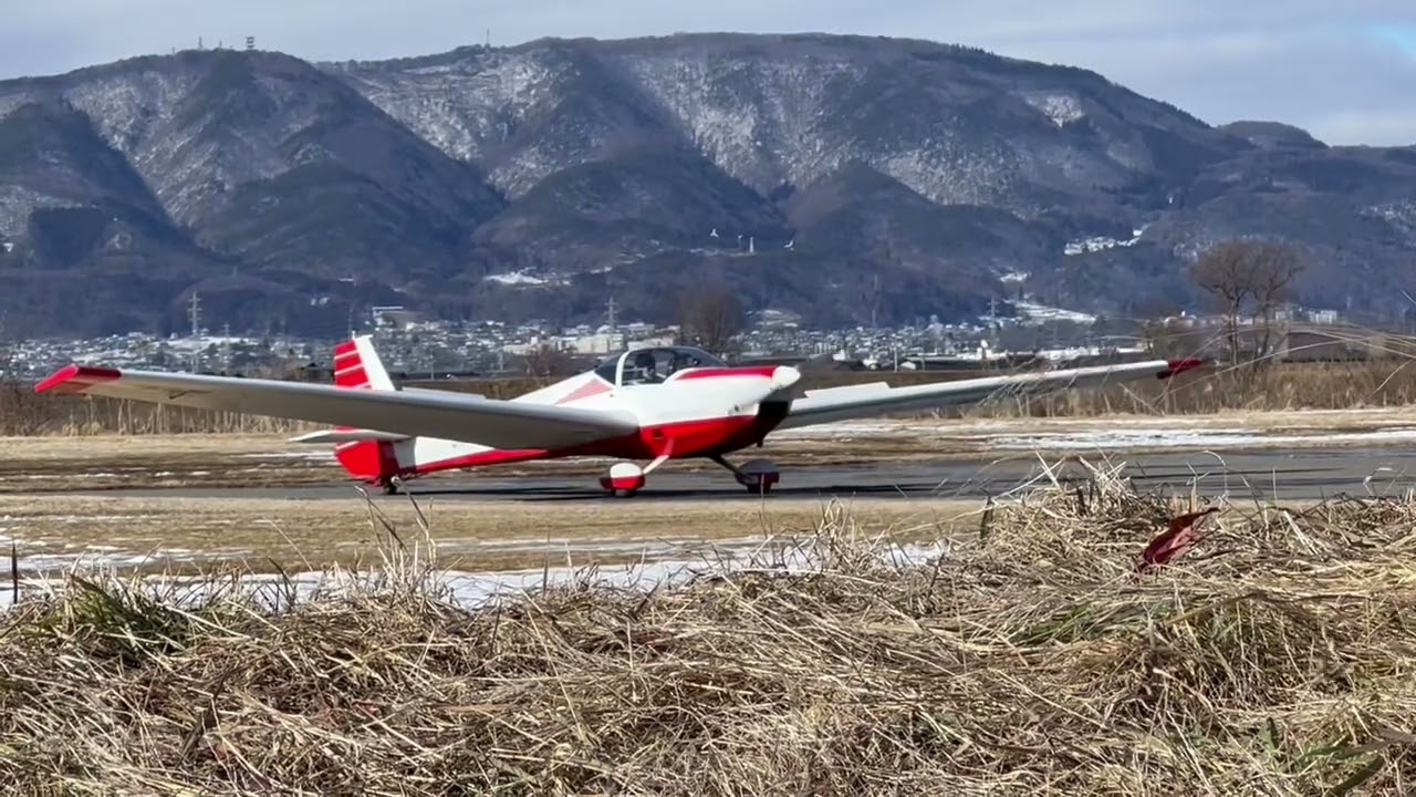 SF25c ROTAX FARKE take off