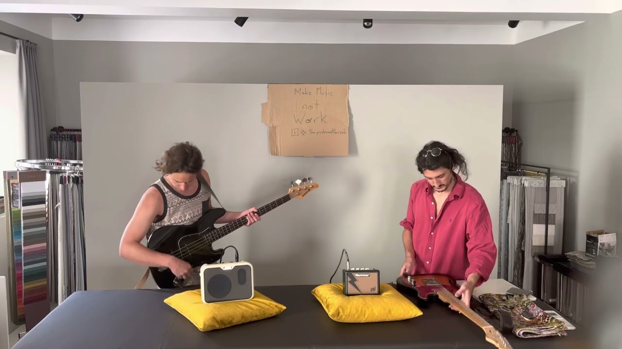 Blackstar Mini Fly3 & Joyo Mini Bass Amp unboxing and test