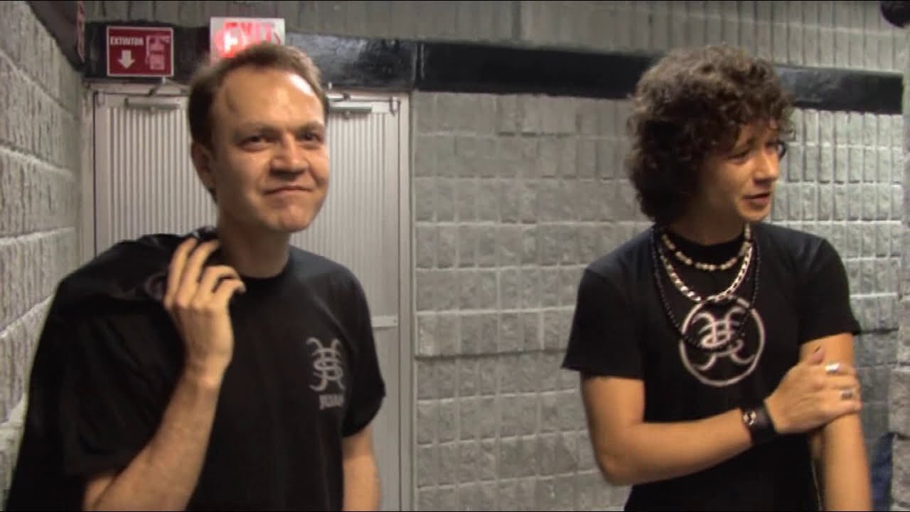 BUNBURY (MOMENTOS DE  BUNBURY EN LAS GIRAS DE HEROES DEL SILENCIO TOUR 2007 )