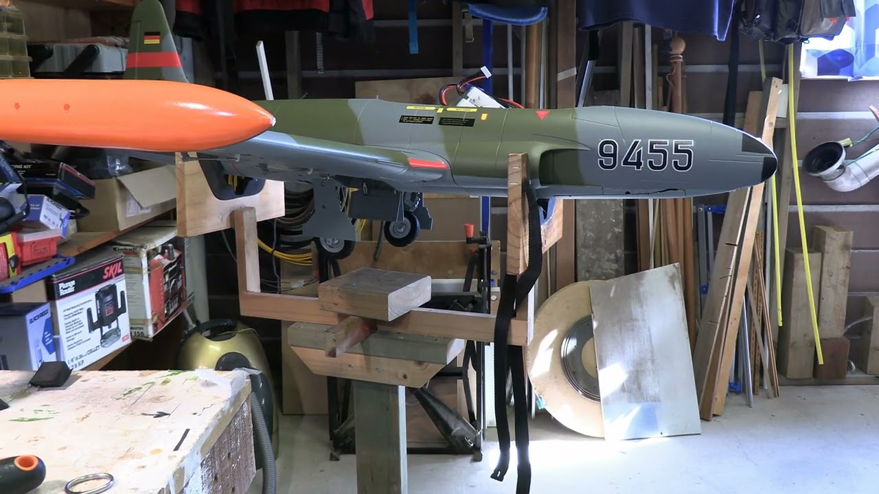 Retract fault investigation Freewing T-33 EDF