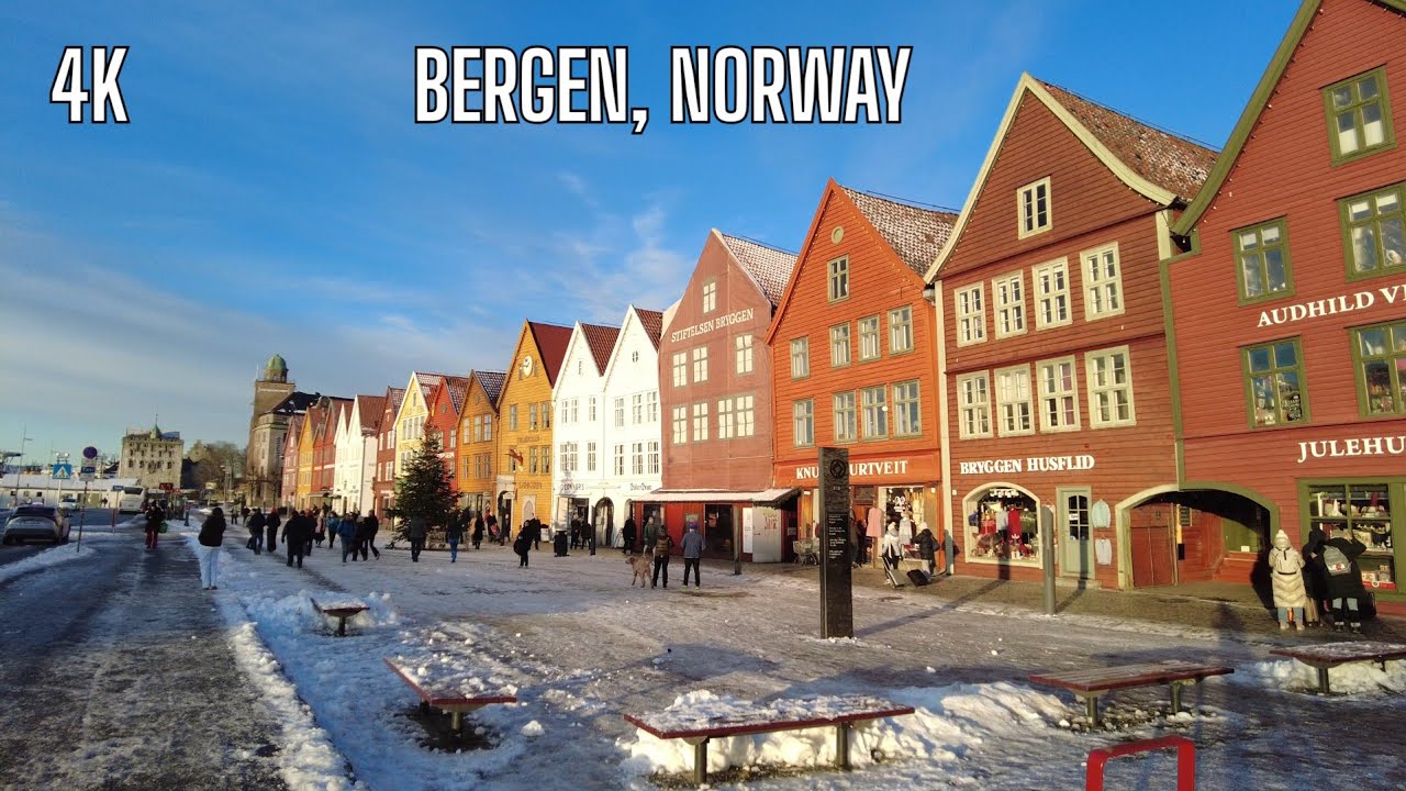 4K Snow and Winter - A Walking Tour around Bryggen in Bergen