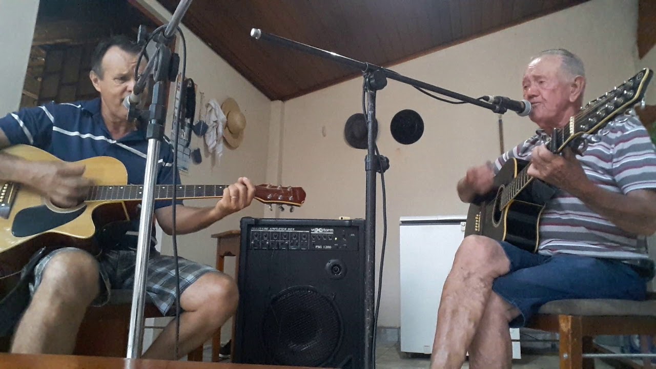 Neuri e Ambrosio. Musica prato do dia.