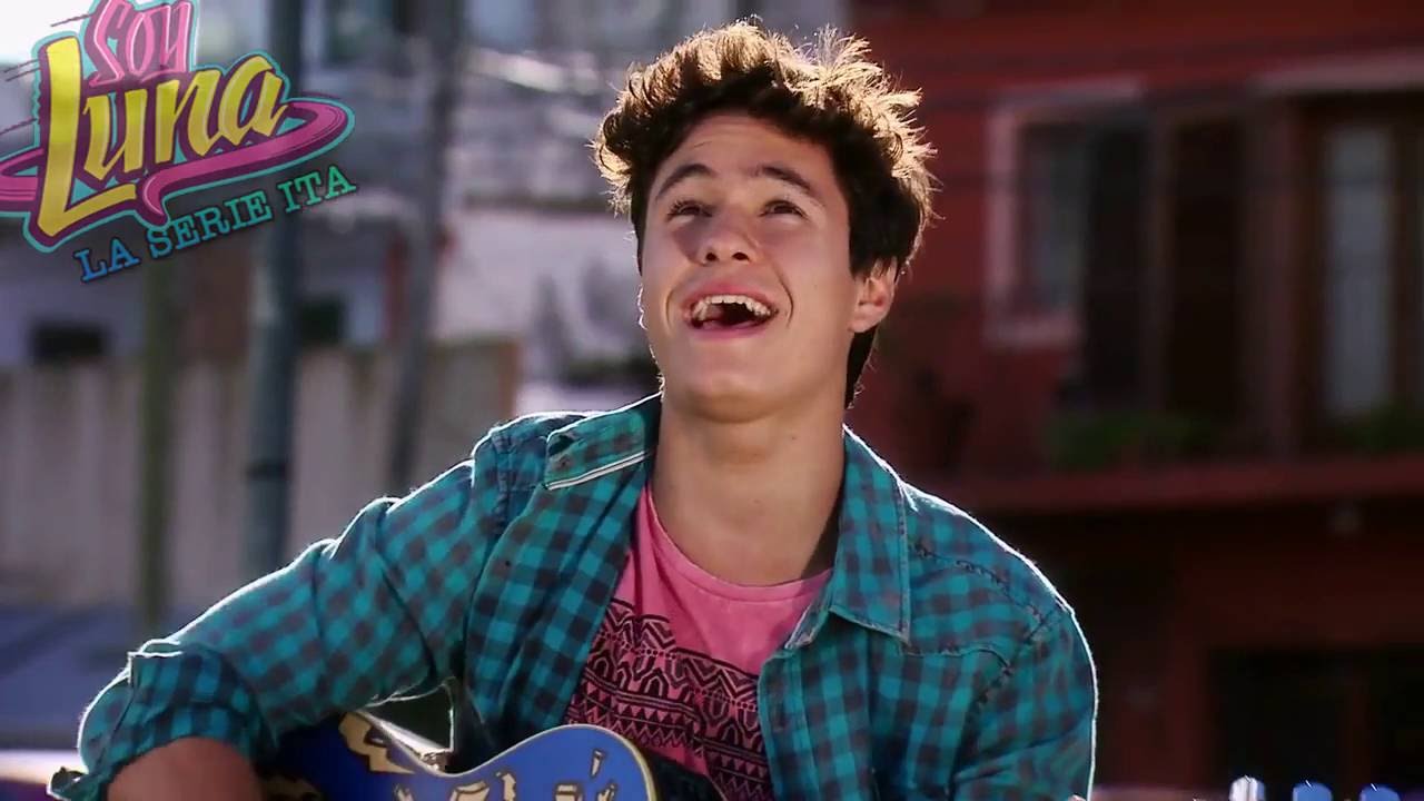 Soy Luna-Simon canta Valiente e pensa a Luna